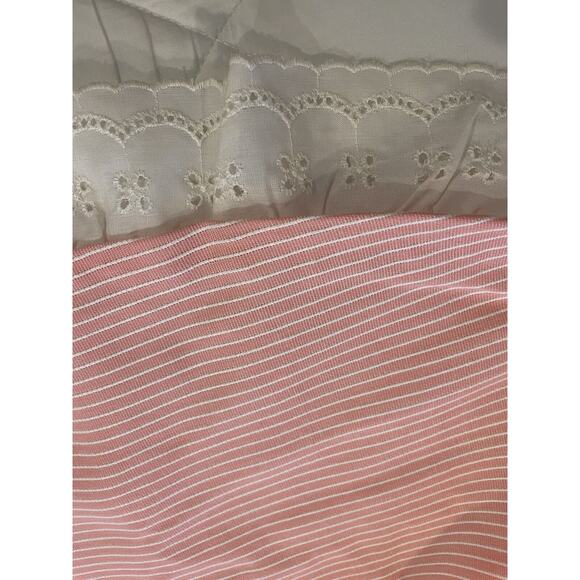Sears Pink Pinstripe Twin Bedspread 74X 110 White Ruffle Perma Prest Vtg - Picture 6 of 6